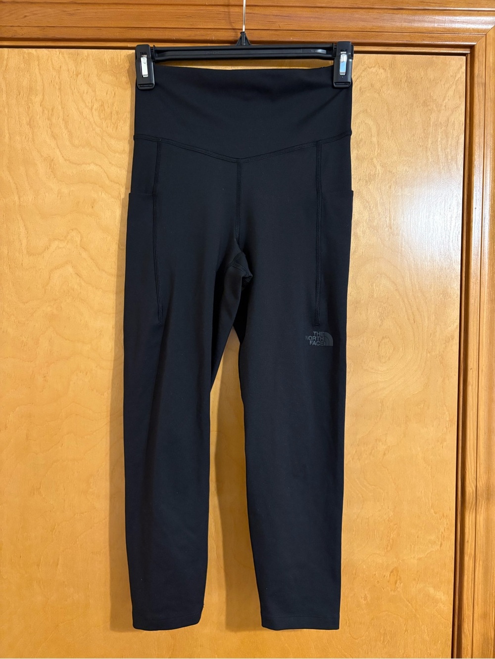Northface Black Capri Leggings with Pockets